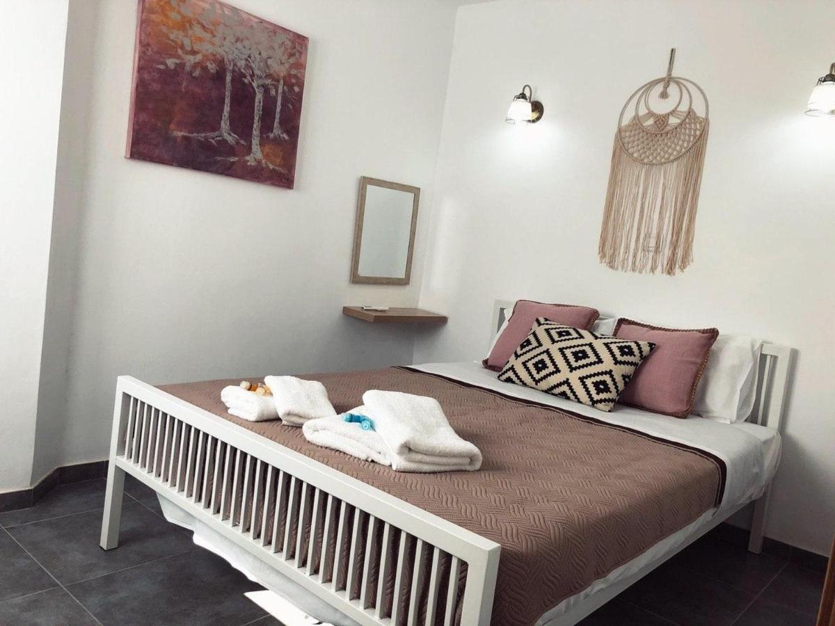 Katsikantaris Homes Paphos Eksteriør bilde